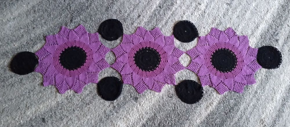 Bieżnik,obrus.130/42