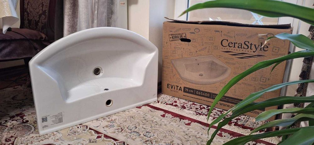 Раковина CERASTYLE Evita 75 см HP0000025 біла