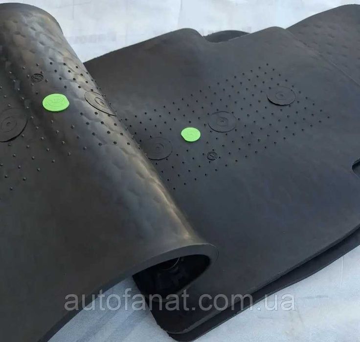 Toyota Camry XV70 (2017–2024) | Коврики в салон Тойота | Гумові, Чехія