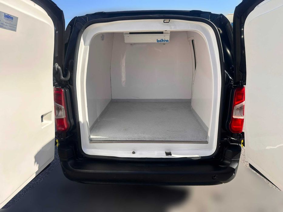 Citroën Berlingo 1.5 BLUEHDI 100 de 2021 Salvado