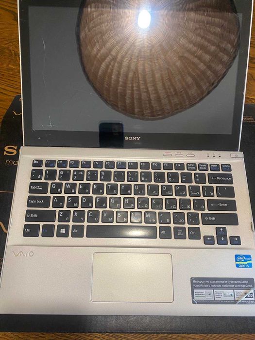 Ультратонкий Ноутбук Sony Waio  SVT131B11V