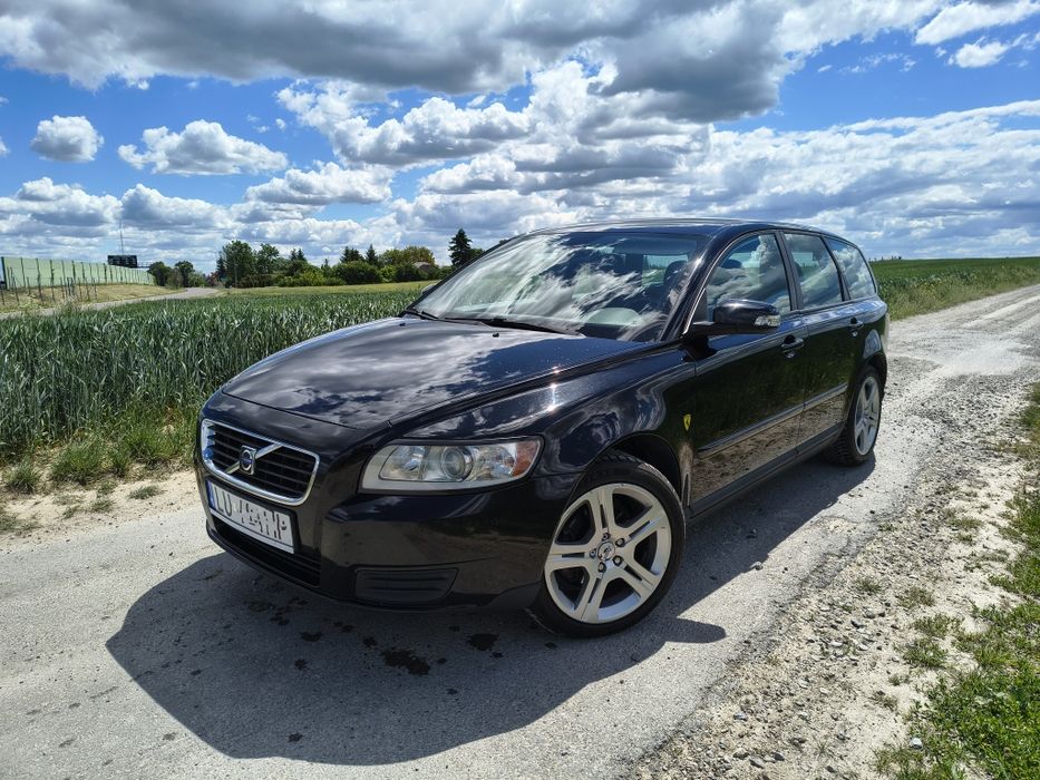 Volvo V50