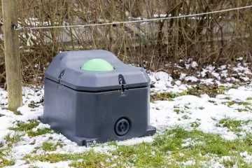 Poidło niezamarzające Kerbl – mrozoodporne aż do - 30°C ! 40 / 100 L