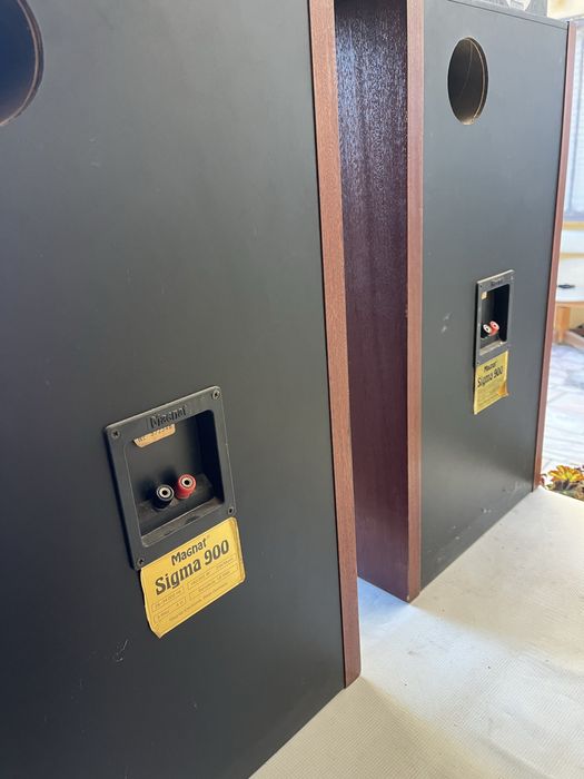 Colunas de som Sigma 900 / Magnat