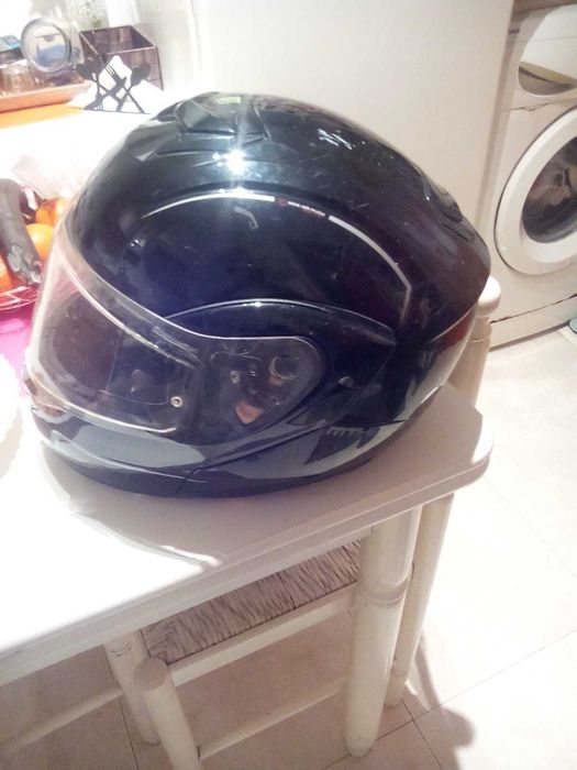 Capacete seminovo