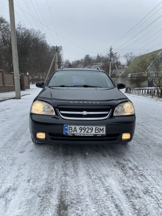 В гарному стані Chevrolet Lacetti  CDX 1.8 бензин/Газ-4 На Автоматі!