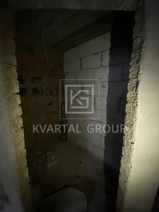 Маленька квартира в Гостомелі біля озера/БЕЗ КОМІСІЇ/Суперпрозиція