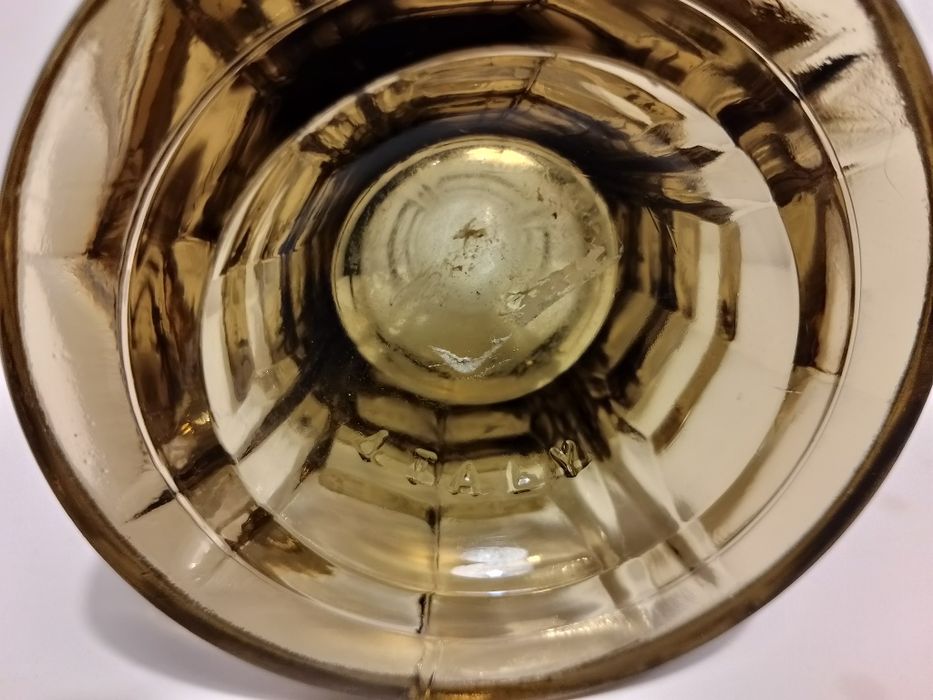 Piękny wazonik w stylu art deco ITALIA szkło prasowane