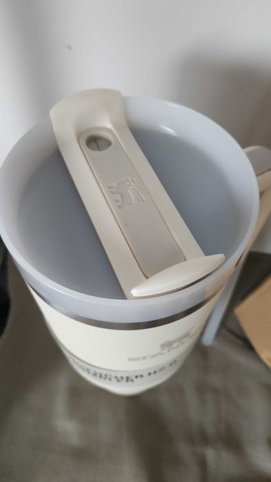 Nowy kubek termos Stanley 1,18 l ze słomka i kartonem