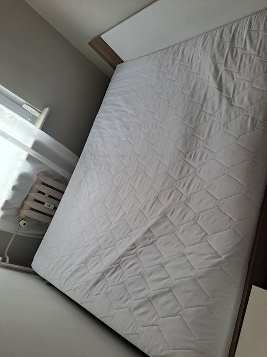 Sprzedam materac 160x200