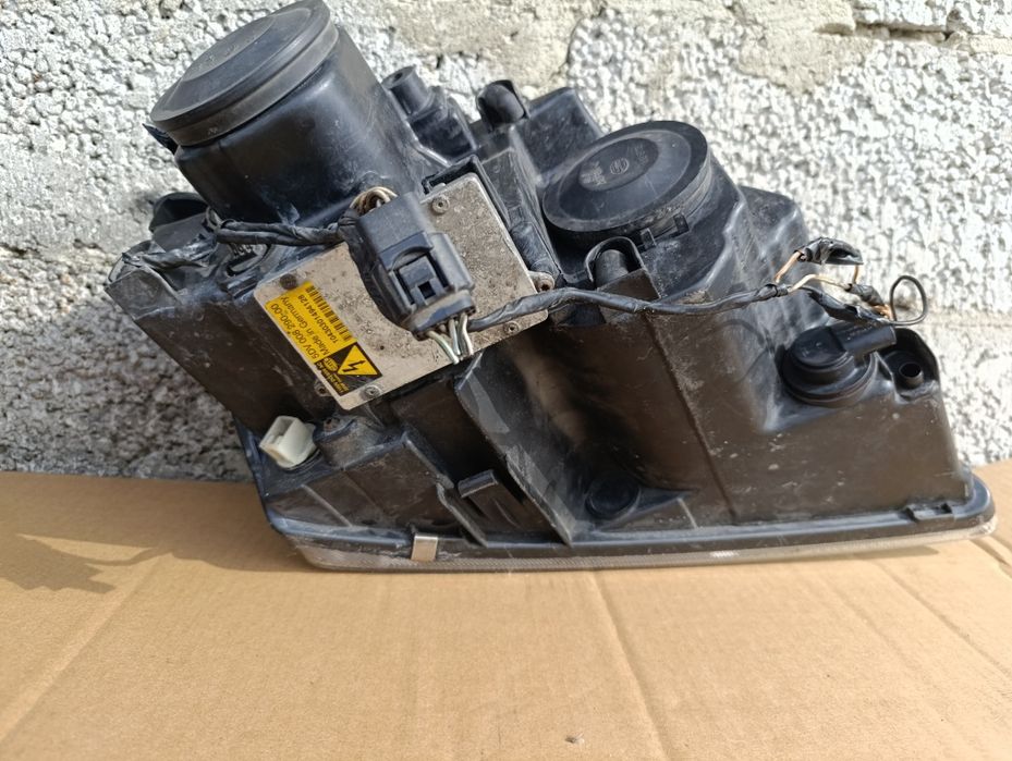 Фари Chrysler Pacifica Паціфіка