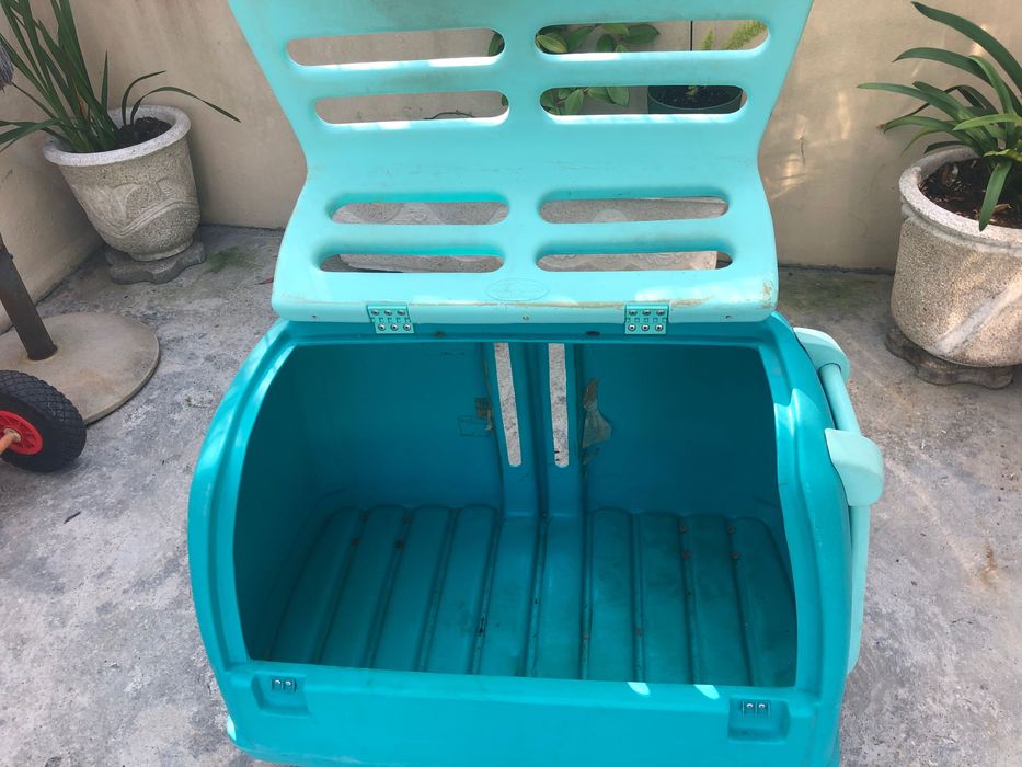 Caixa (jaula] trolley para transporte de cão