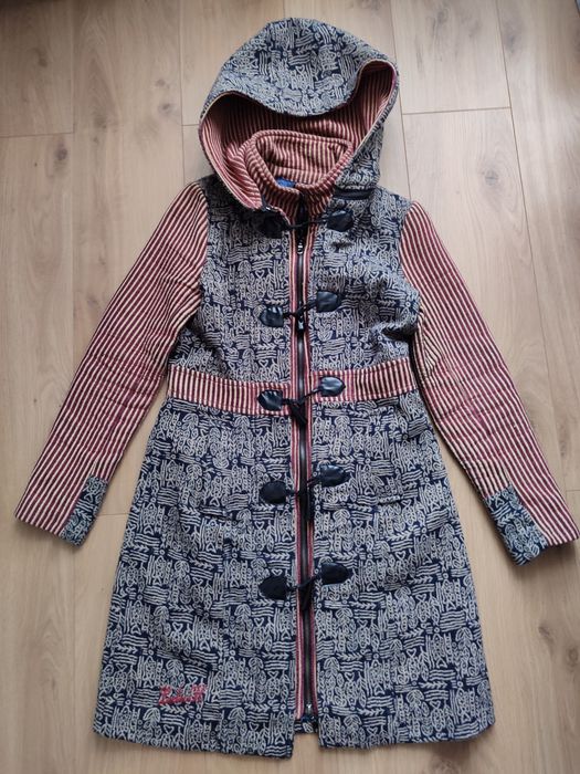 Оригінальне осіннє / весняне пальто з каптуром lulu h paris