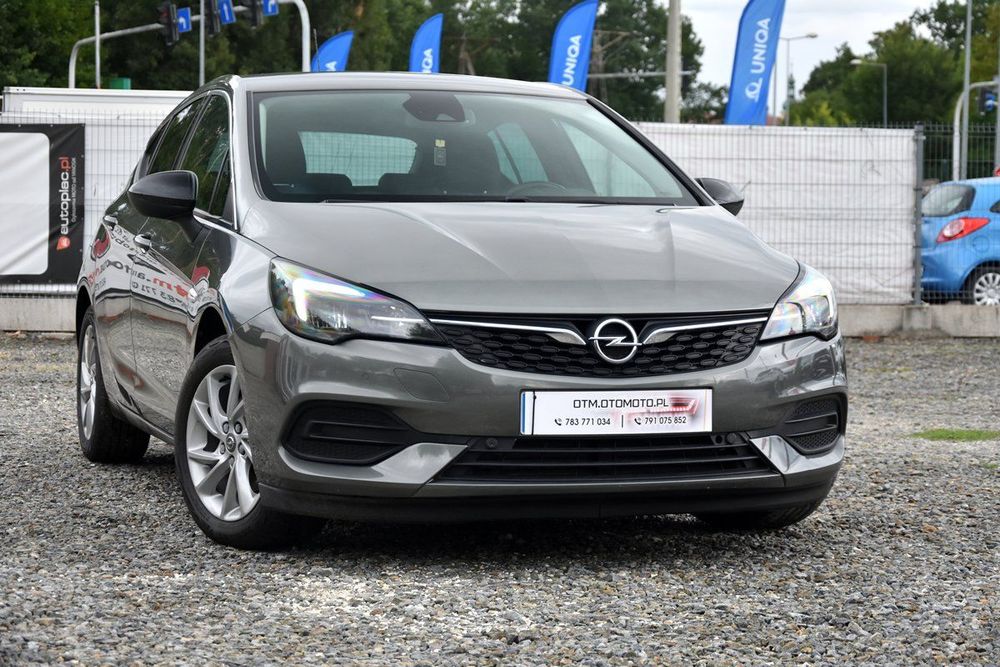 Opel Astra AUTOMAT  SKÓRA Alusy LED Navi parktroniki IDEALNA