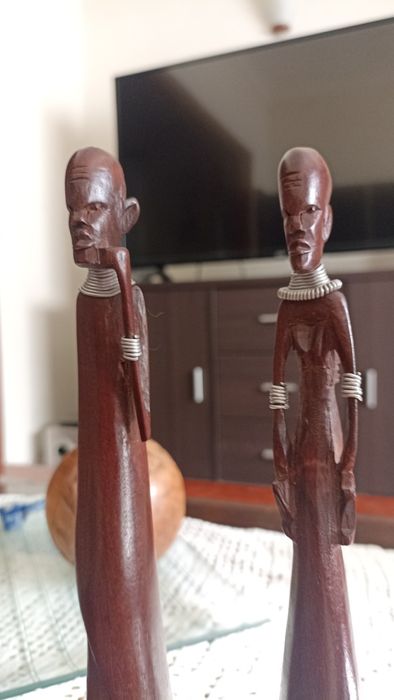 Estatuetas Africanas em madeira