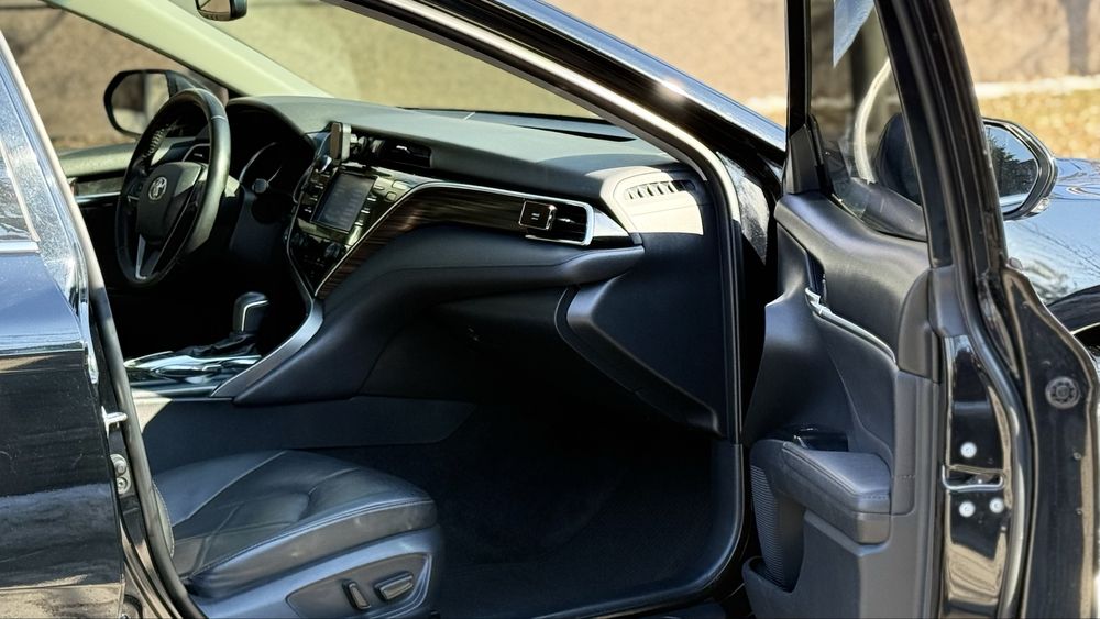 Продам Toyota Camry 70 2018 FULL