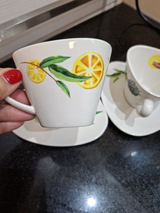 Filiżanki Lipton trójkątne