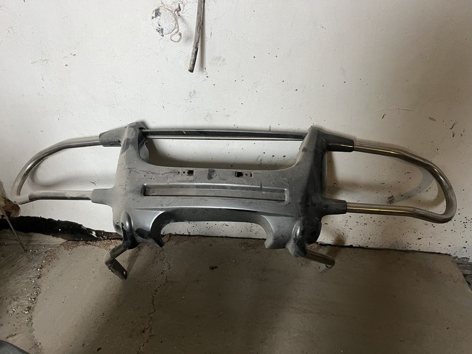 Продам кенгурятник на авто