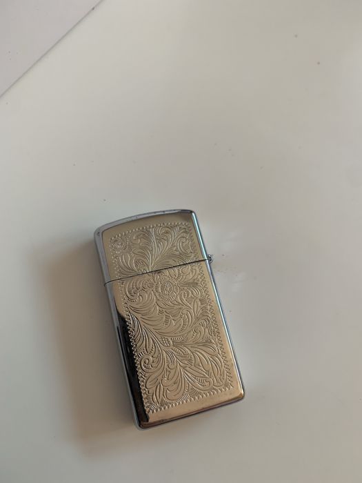 Isqueiro ZIPPO - Slim Chrome Venetian