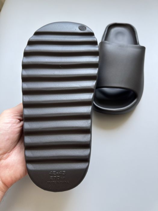 Шлепки Адидас / Слайди / Сланці Адідас / Шльопанці Adidas Yeezy Slide