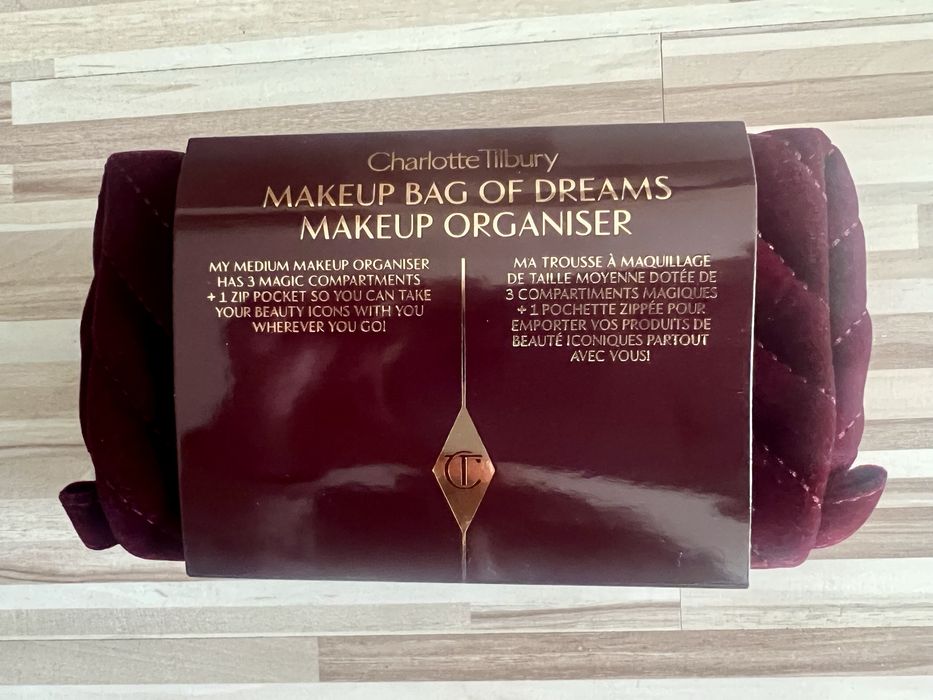 Charlotte Tilbury kosmetyczka