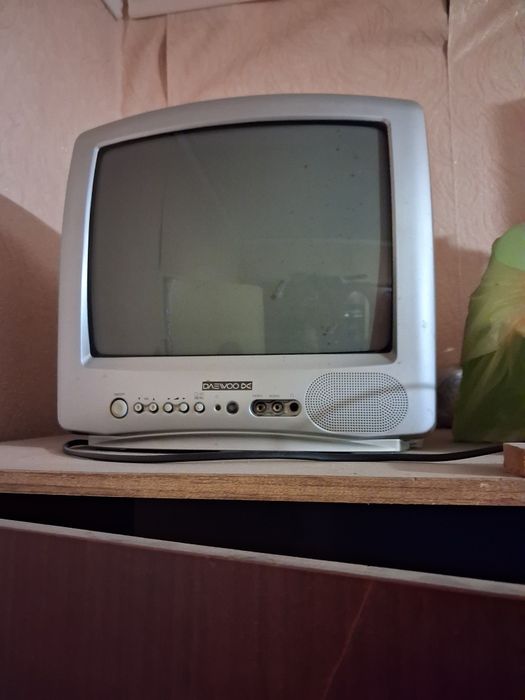 Продам телевизори
