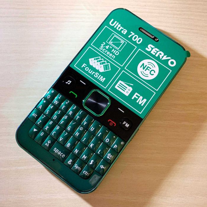 Продам Новий Мобільний Телефон Servo Ultra 700. NFC. 4 SIM. Акція!