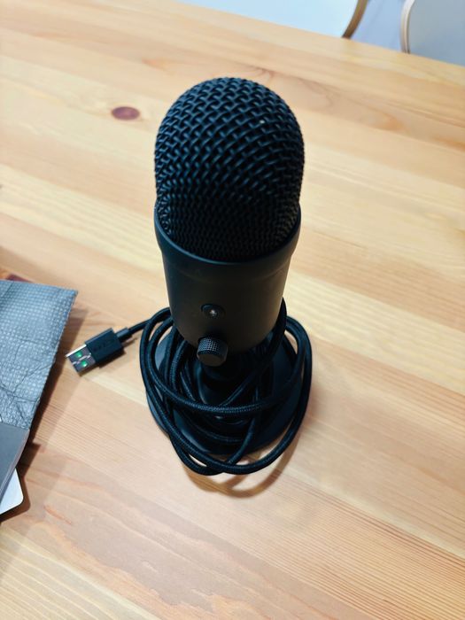 Microfone RAZER Seiren V2 X Preto