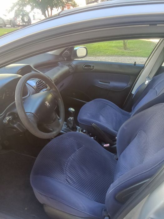 Peugeot 206 único dono