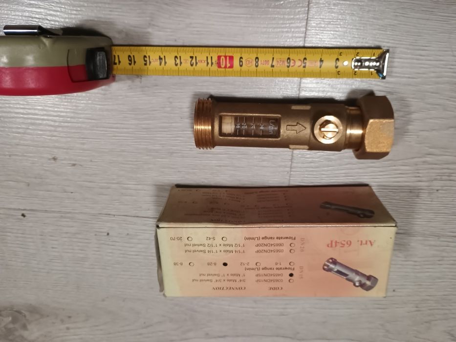 Przepływomierz rotametr mosiężny 1"  8-28 l/min