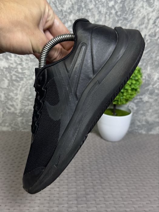 Nike Star Runner кроссовки 36 размер беговые черные