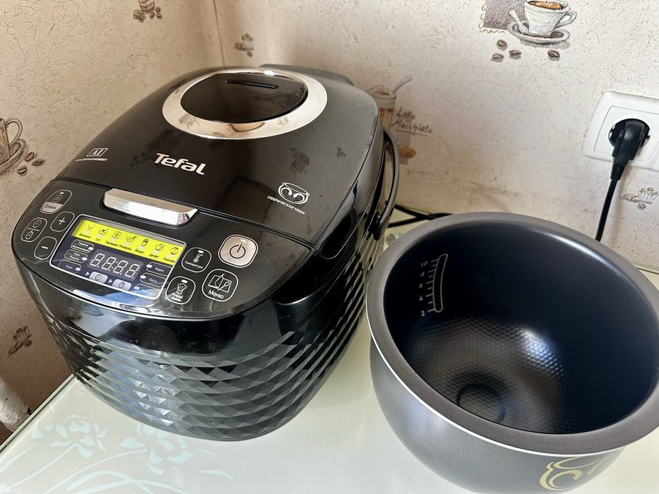 Мультиварка Tefal serie r33
