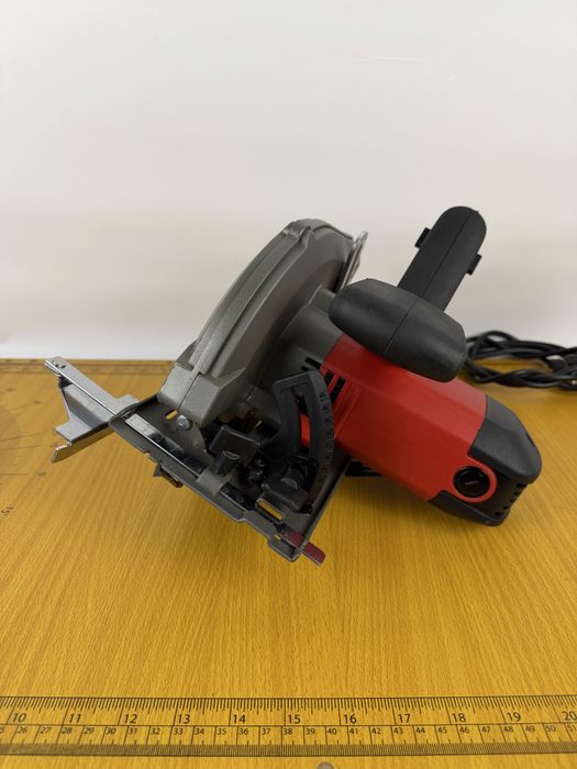Циркулярна пила Einhell TC-CS 1250