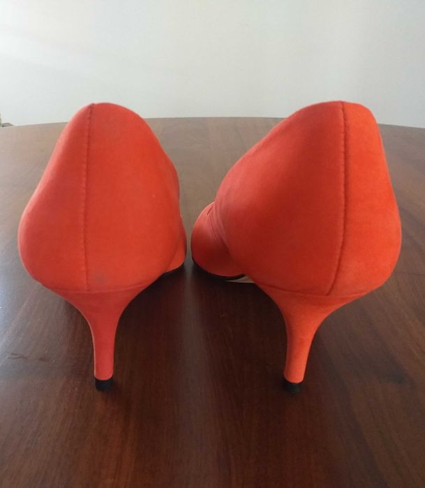 Sapatos de salto em pelica coral como novos tam. 37