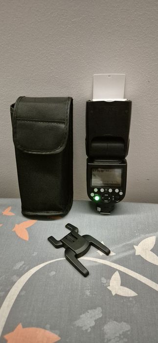 Flash Godox TT685II-C Canon – Excelente Estado – 100€ 
Vend