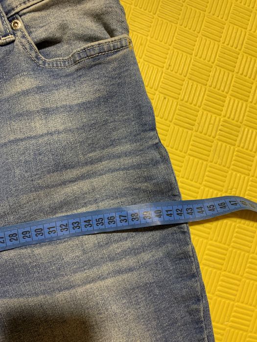 Джинсы H&M (размер М)