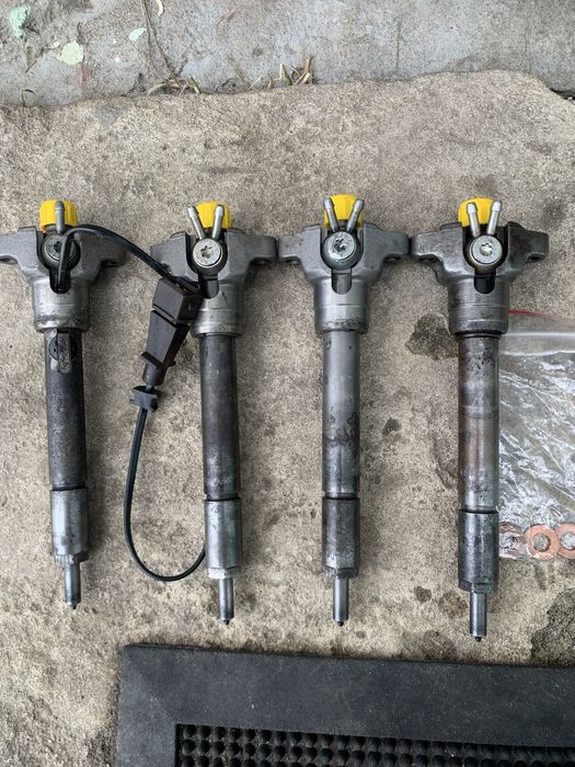 Форсунки  0432191528, 0432191527  BMW E46 320d M47