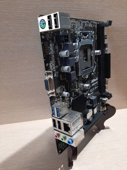 Материнські плати Asrock H81M-VG4, s1150, ddr3×2, mATX