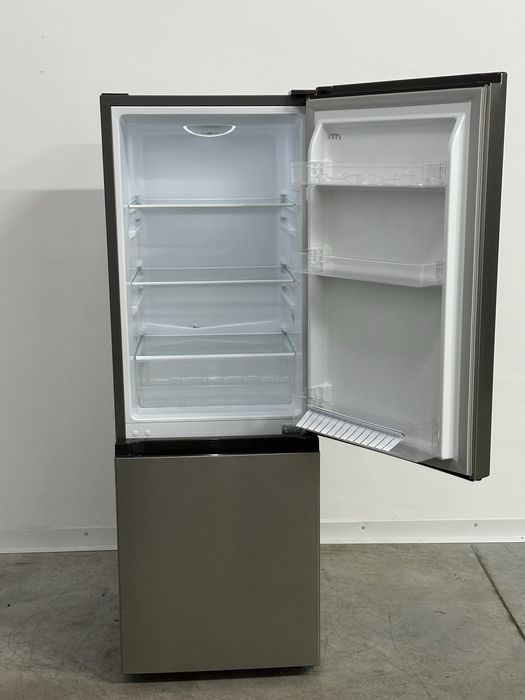 Холодильник Bomann KG 322.1 /малий холодильник /140 см