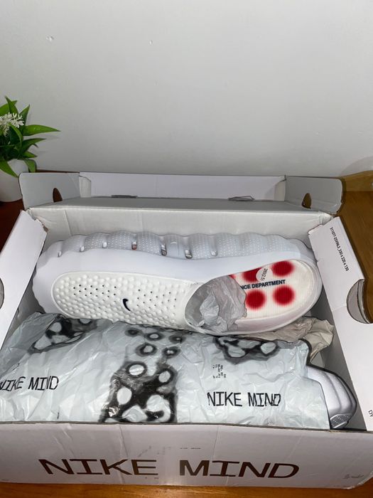 Nike Mind 001 "White/Speed Red"