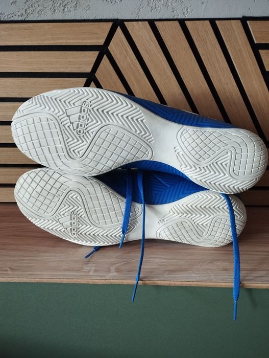 Adidas Nemeziz r.43 hala