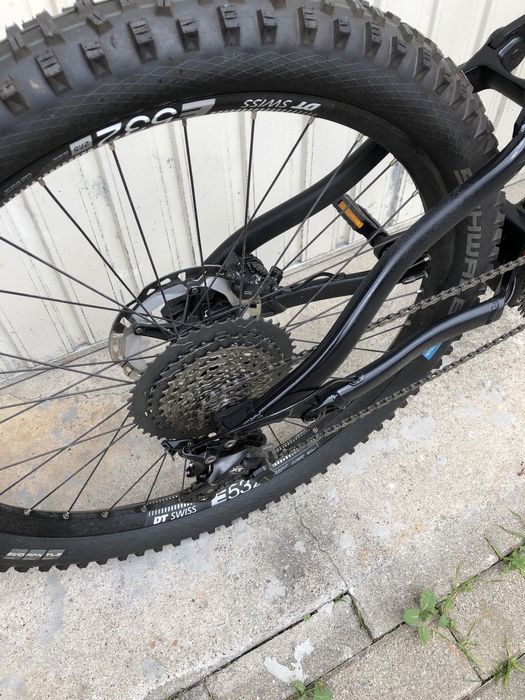 Bicicleta eletrica Tour de Suisse Bügeleisen com 64 Km ( Como Nova )