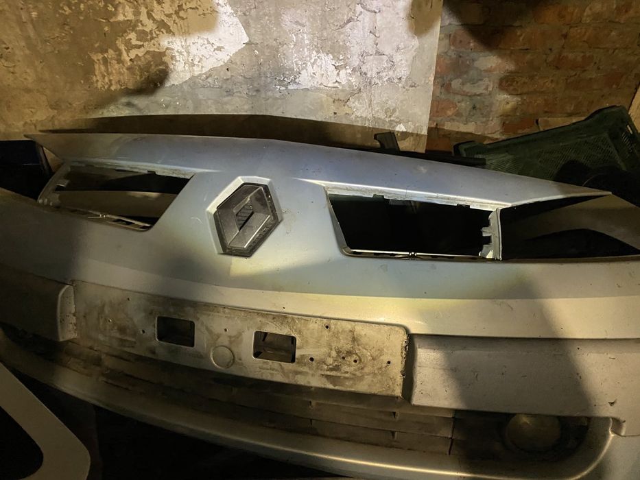 Бампер Рено Меган 2