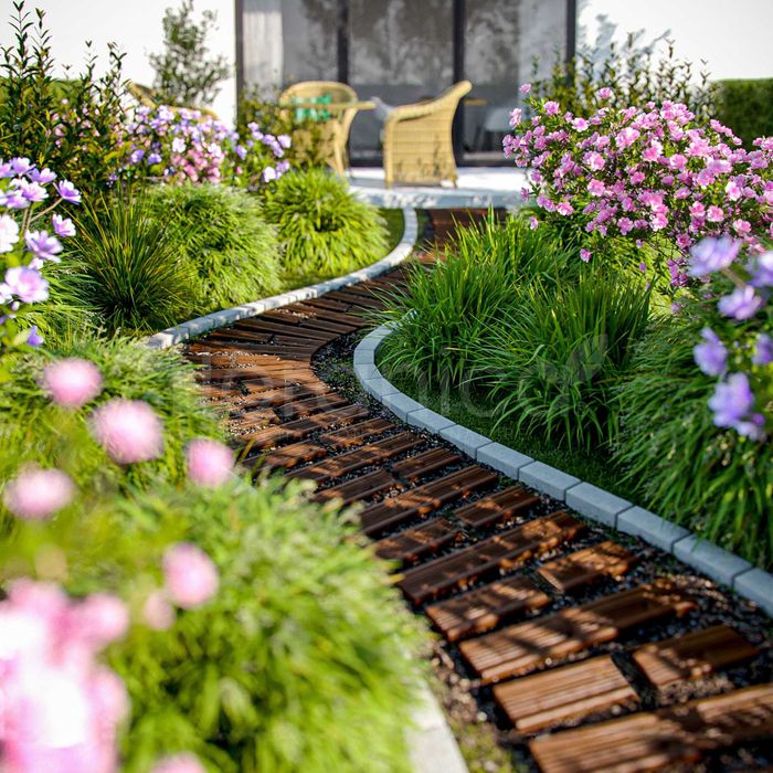 Ścieżka ogrodowa, Rollweg, szerokość 50 lub 30 cm. Rozwijana. Modrzew