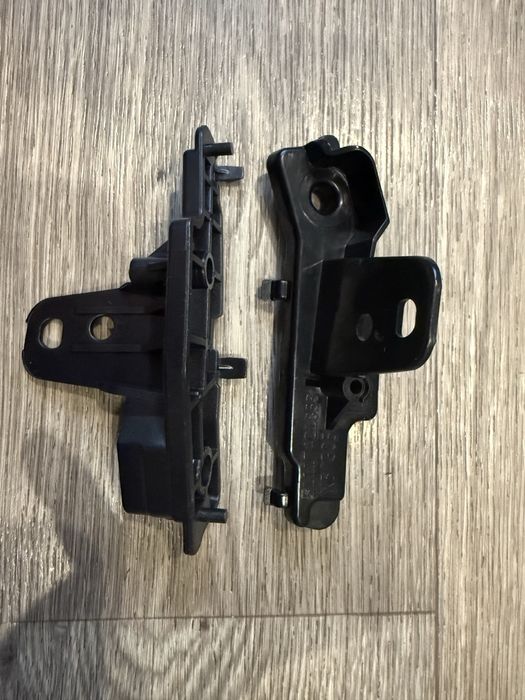 Кронштейн кріплення бампера BMW F20 F30 F32 F34 F36 G20G26G01G02G05G30