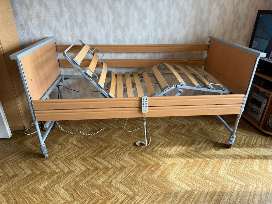 Łóżko rehabilitacyjne 3 funkcyjne