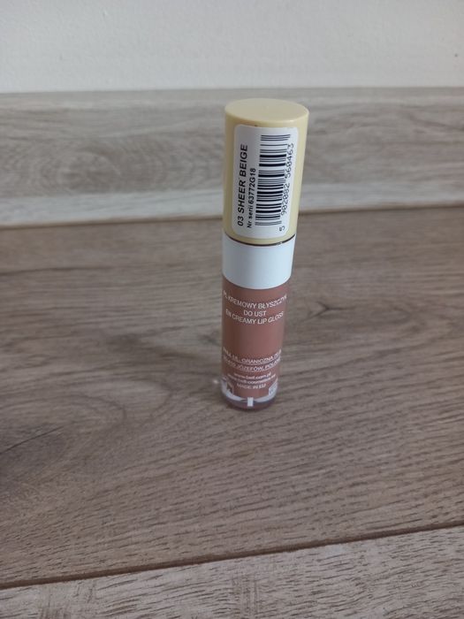 Pomadka w płynie Glossy lip Bell