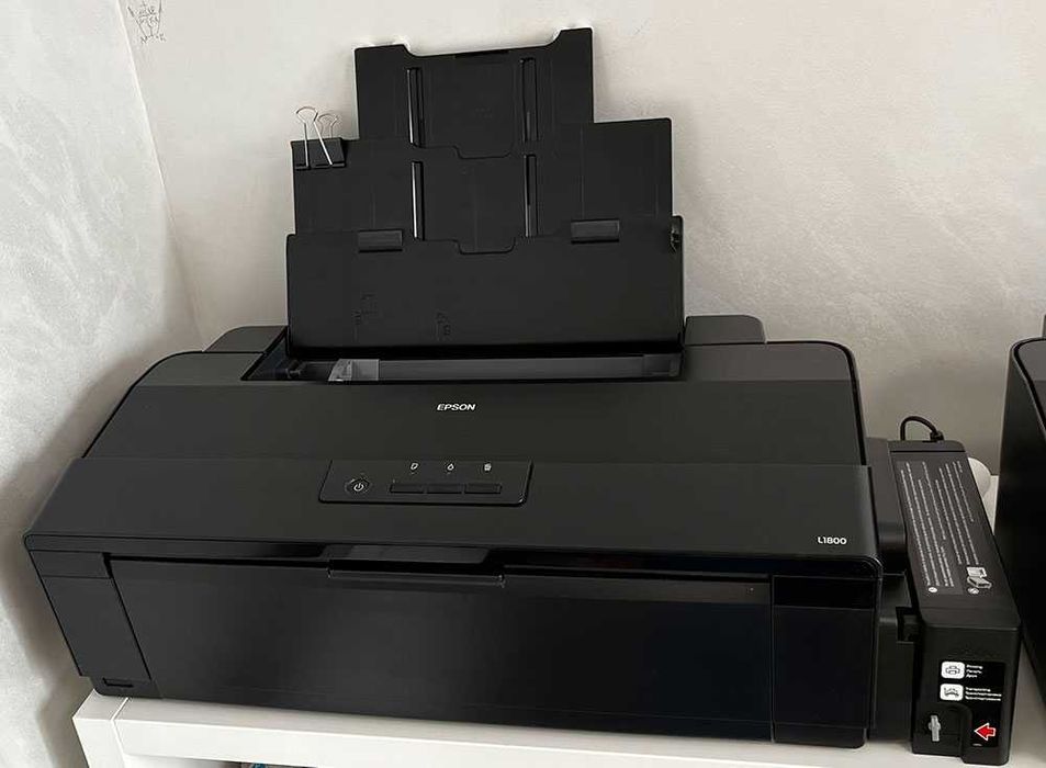 Продаю бу принтер Epson L1800, формат А3+
