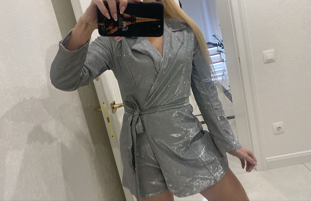 Комбез шортами срібний