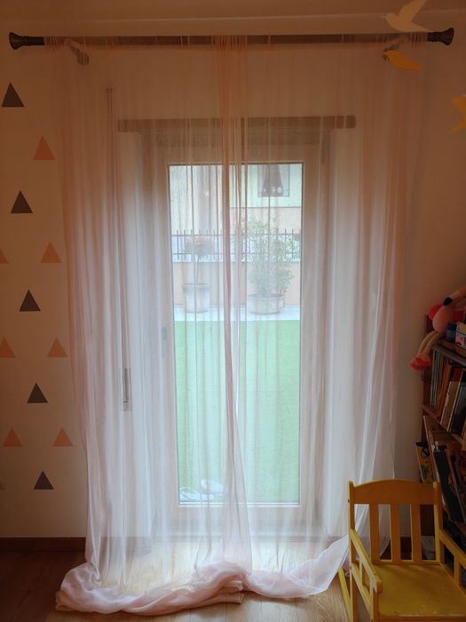 Cortinados cor de rosa